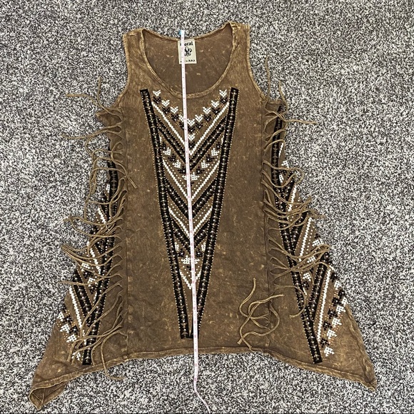 VOCAL - WILD WEST FRINGE TOP - ACID WASH - FRINGE - EMBELLISHMENTS SIZE MED B11 - Picture 4 of 8